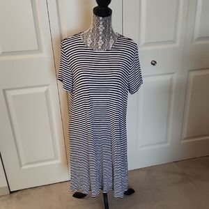 Old Navy Black and White Crew Neck Midi Swing Dress